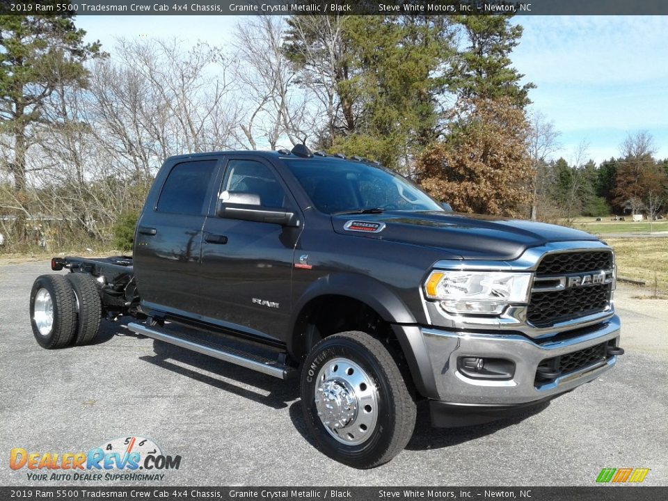 2019 Ram 5500 Tradesman Crew Cab 4x4 Chassis Granite Crystal Metallic / Black Photo #4