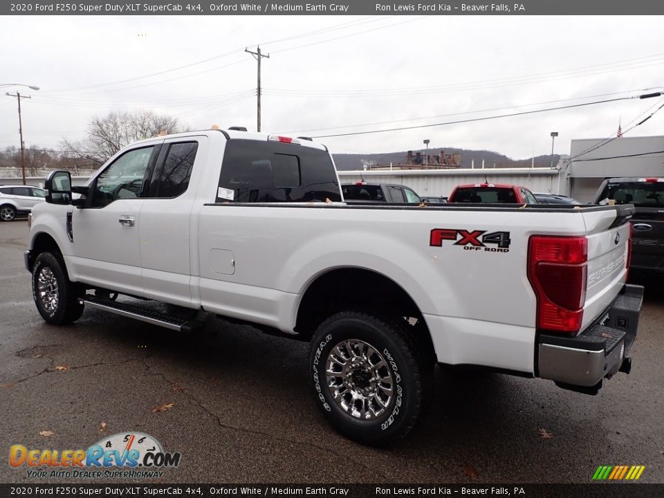 2020 Ford F250 Super Duty XLT SuperCab 4x4 Oxford White / Medium Earth Gray Photo #4