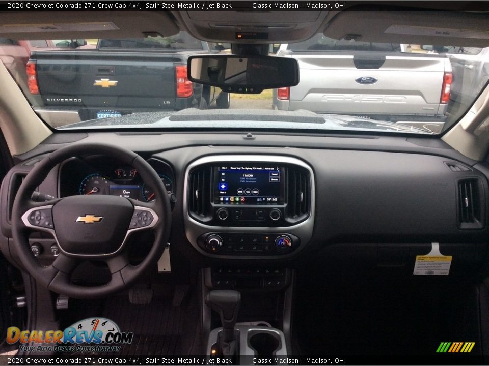 Dashboard of 2020 Chevrolet Colorado Z71 Crew Cab 4x4 Photo #13