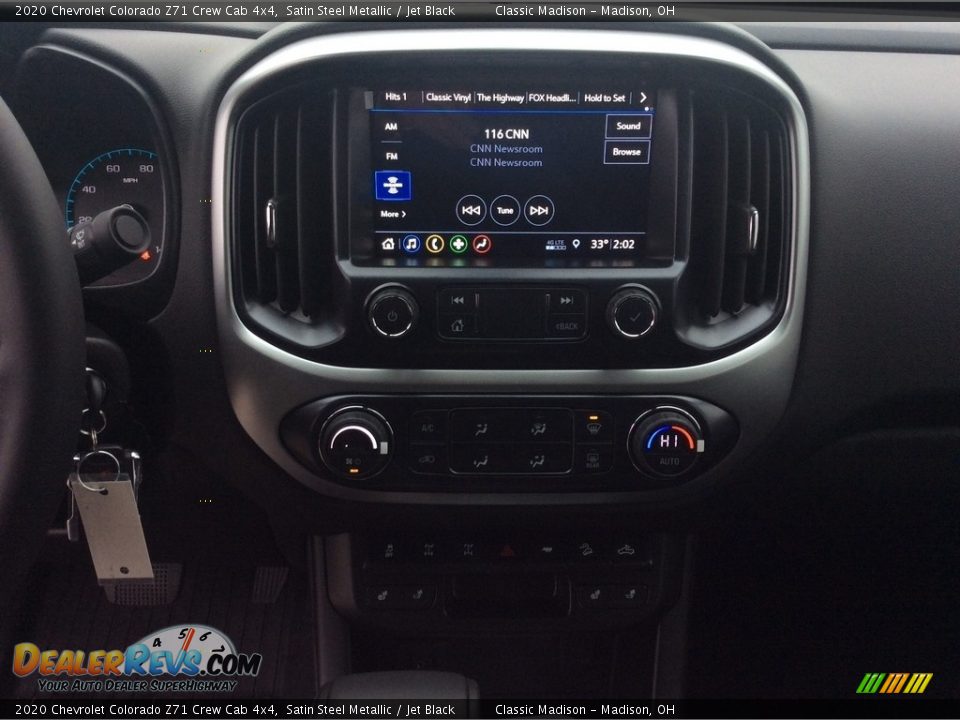 Controls of 2020 Chevrolet Colorado Z71 Crew Cab 4x4 Photo #14