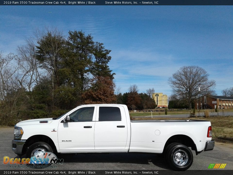 2019 Ram 3500 Tradesman Crew Cab 4x4 Bright White / Black Photo #1