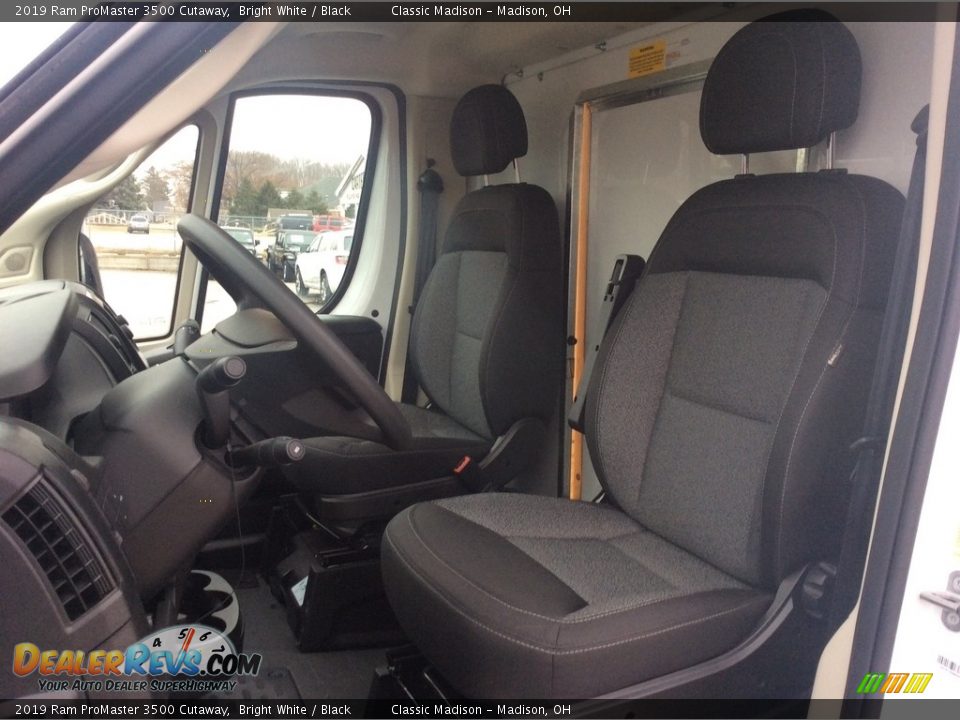 2019 Ram ProMaster 3500 Cutaway Bright White / Black Photo #2