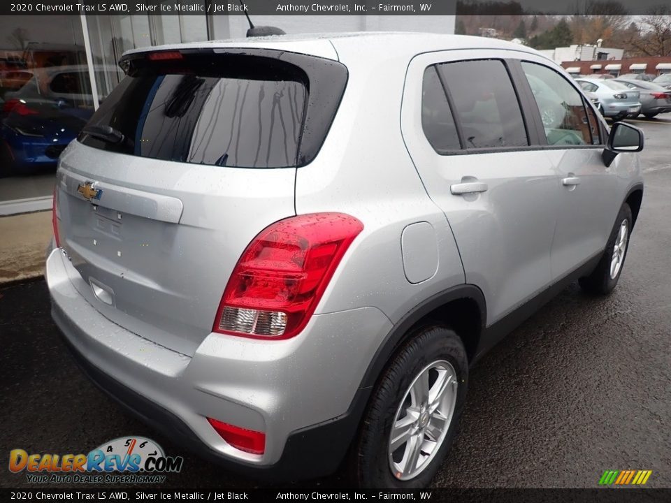 2020 Chevrolet Trax LS AWD Silver Ice Metallic / Jet Black Photo #4