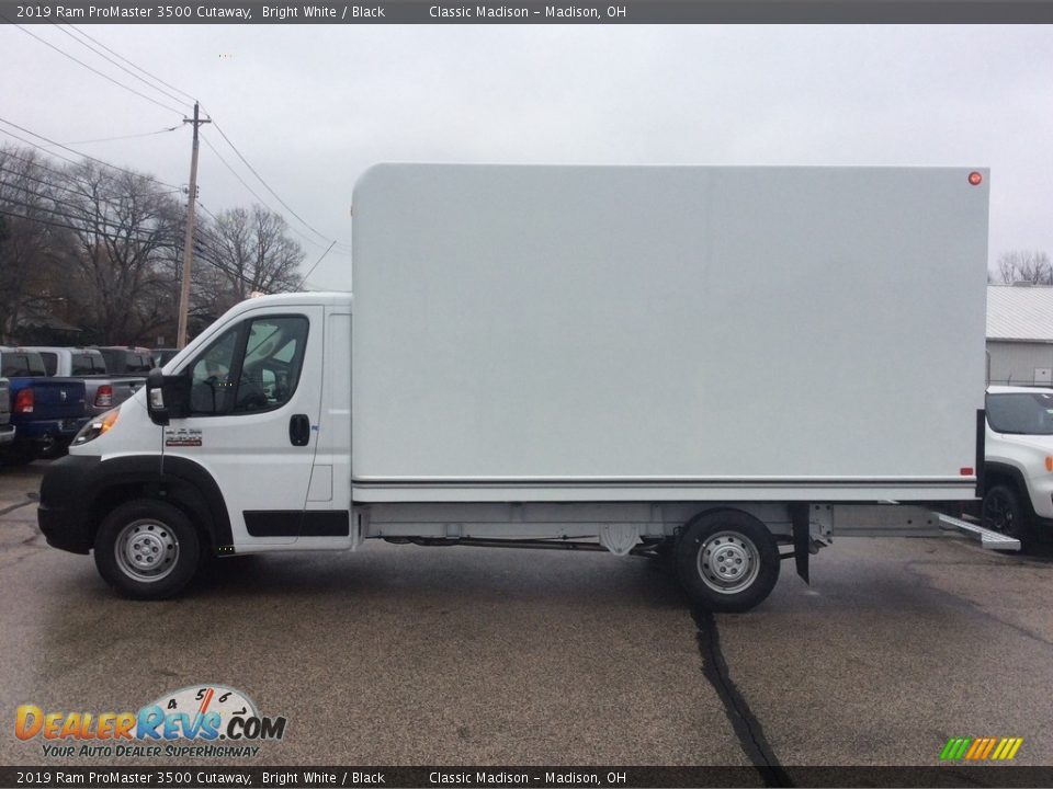 2019 Ram ProMaster 3500 Cutaway Bright White / Black Photo #6