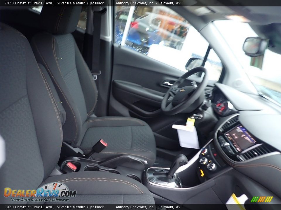 2020 Chevrolet Trax LS AWD Silver Ice Metallic / Jet Black Photo #10