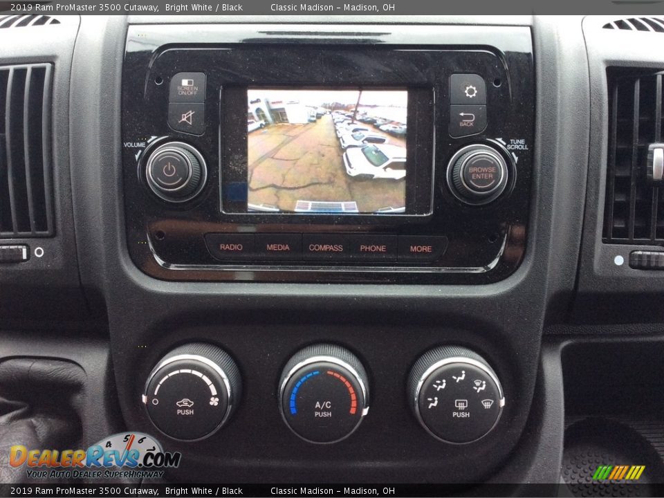 Controls of 2019 Ram ProMaster 3500 Cutaway Photo #15