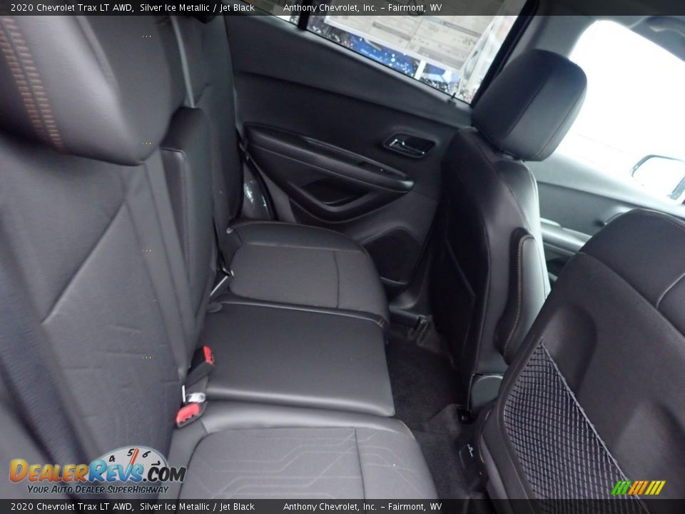 2020 Chevrolet Trax LT AWD Silver Ice Metallic / Jet Black Photo #11