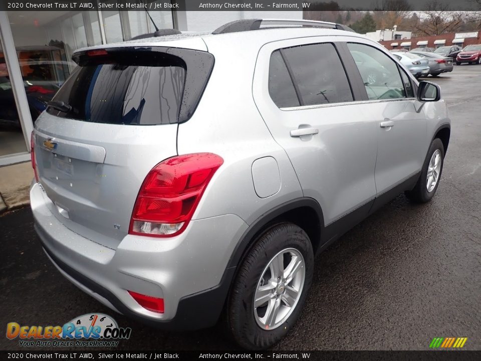 2020 Chevrolet Trax LT AWD Silver Ice Metallic / Jet Black Photo #4