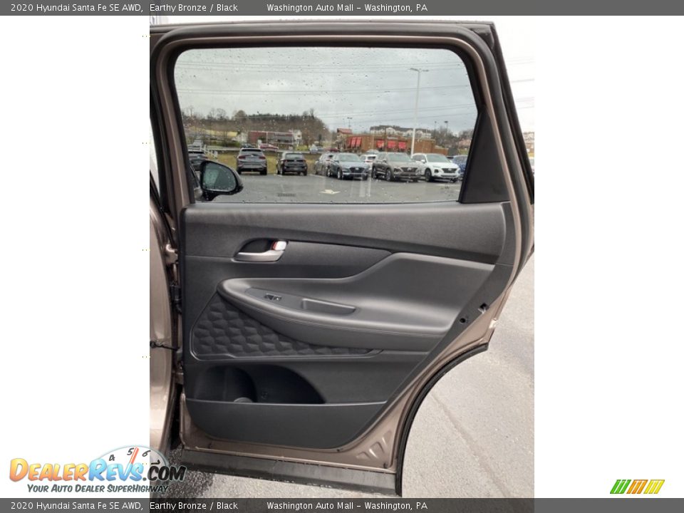 Door Panel of 2020 Hyundai Santa Fe SE AWD Photo #24
