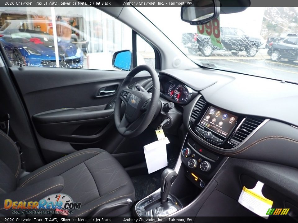 2020 Chevrolet Trax LT AWD Silver Ice Metallic / Jet Black Photo #11