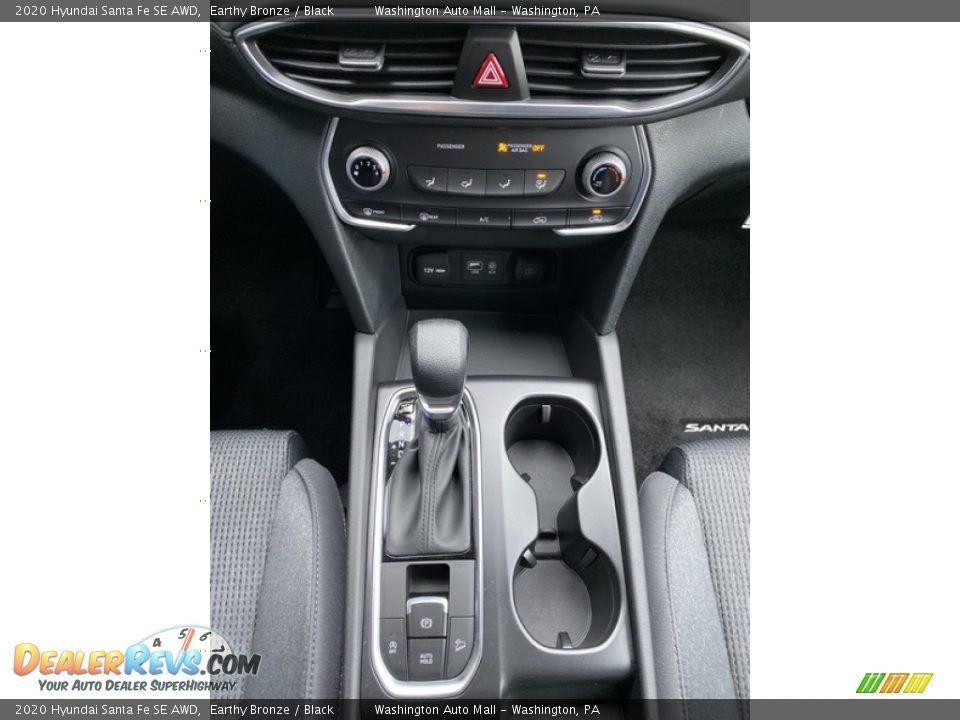 Controls of 2020 Hyundai Santa Fe SE AWD Photo #34