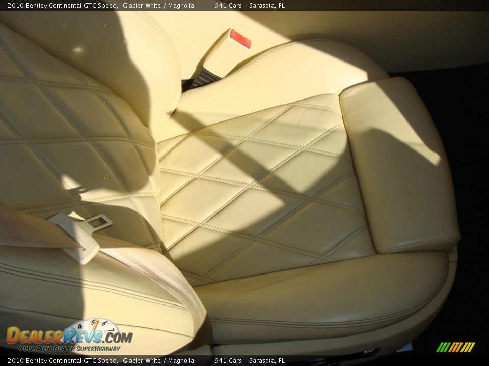 Front Seat of 2010 Bentley Continental GTC Speed Photo #21