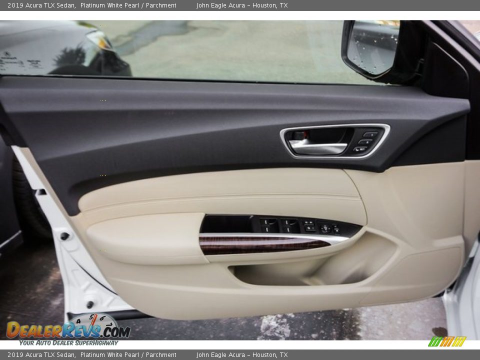 2019 Acura TLX Sedan Platinum White Pearl / Parchment Photo #16