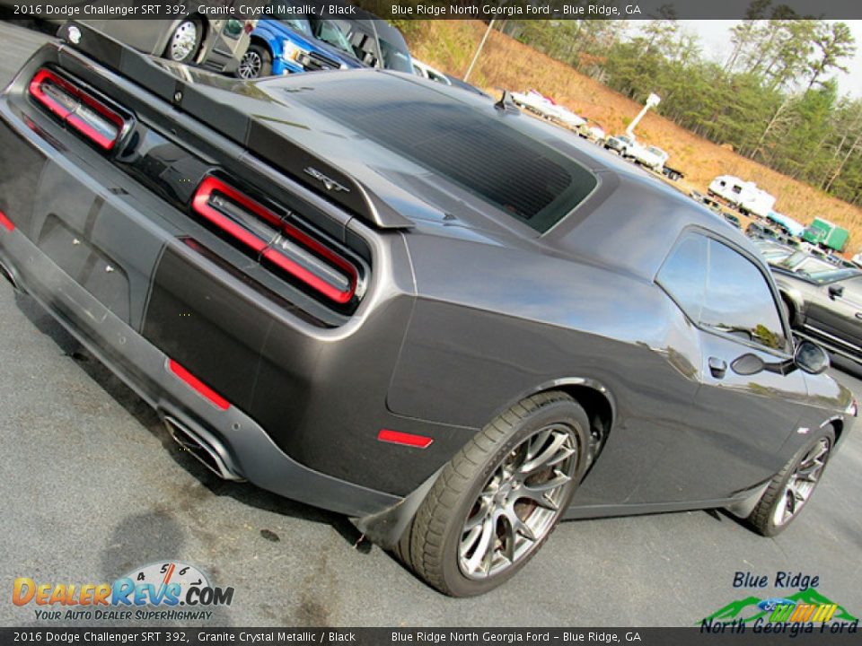 2016 Dodge Challenger SRT 392 Granite Crystal Metallic / Black Photo #33