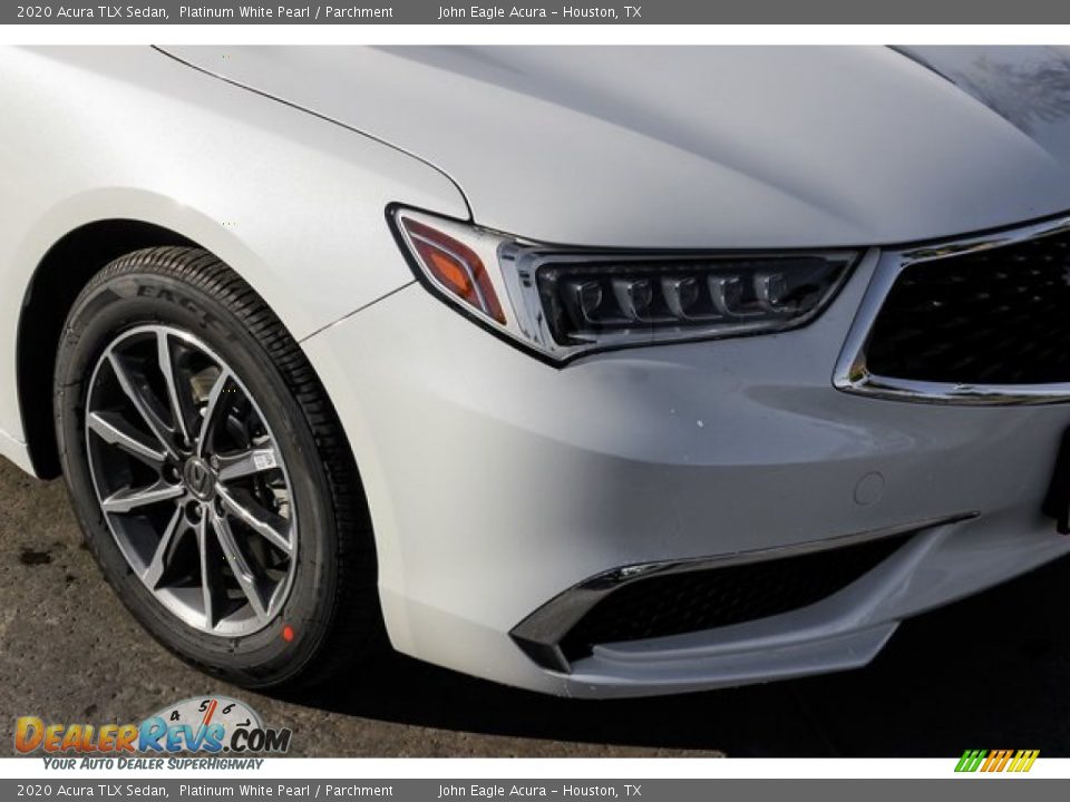 2020 Acura TLX Sedan Platinum White Pearl / Parchment Photo #10