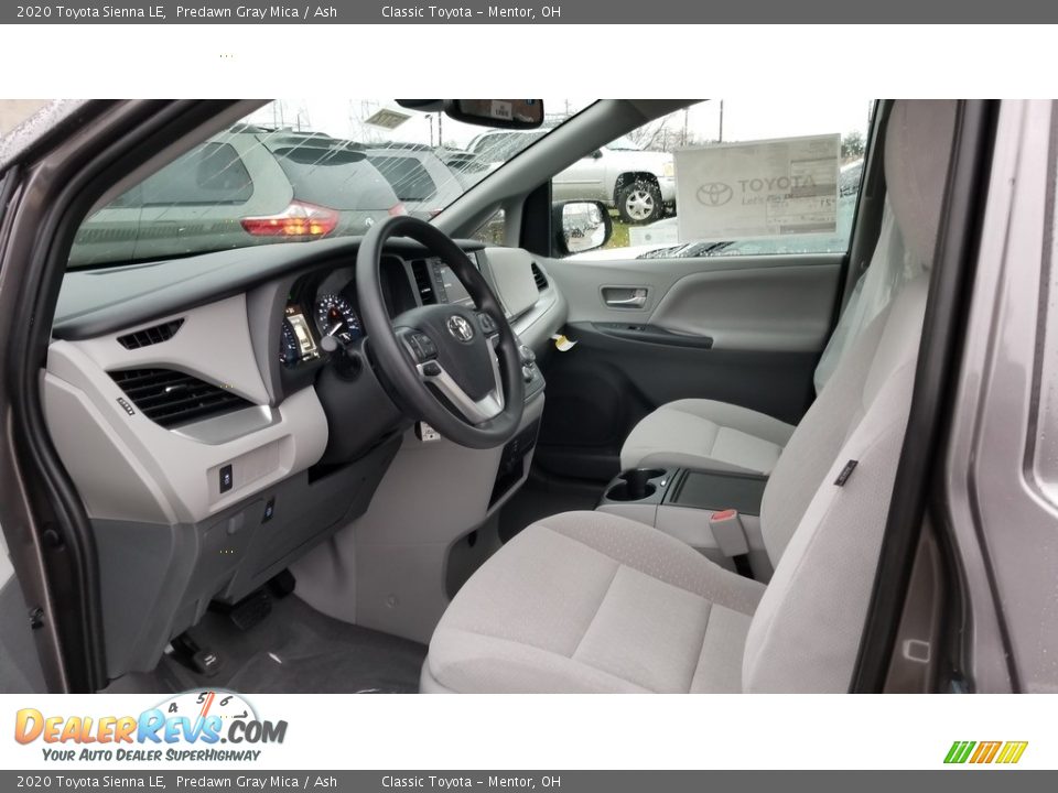 Ash Interior - 2020 Toyota Sienna LE Photo #2