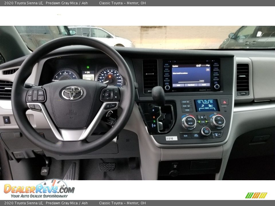 Dashboard of 2020 Toyota Sienna LE Photo #4