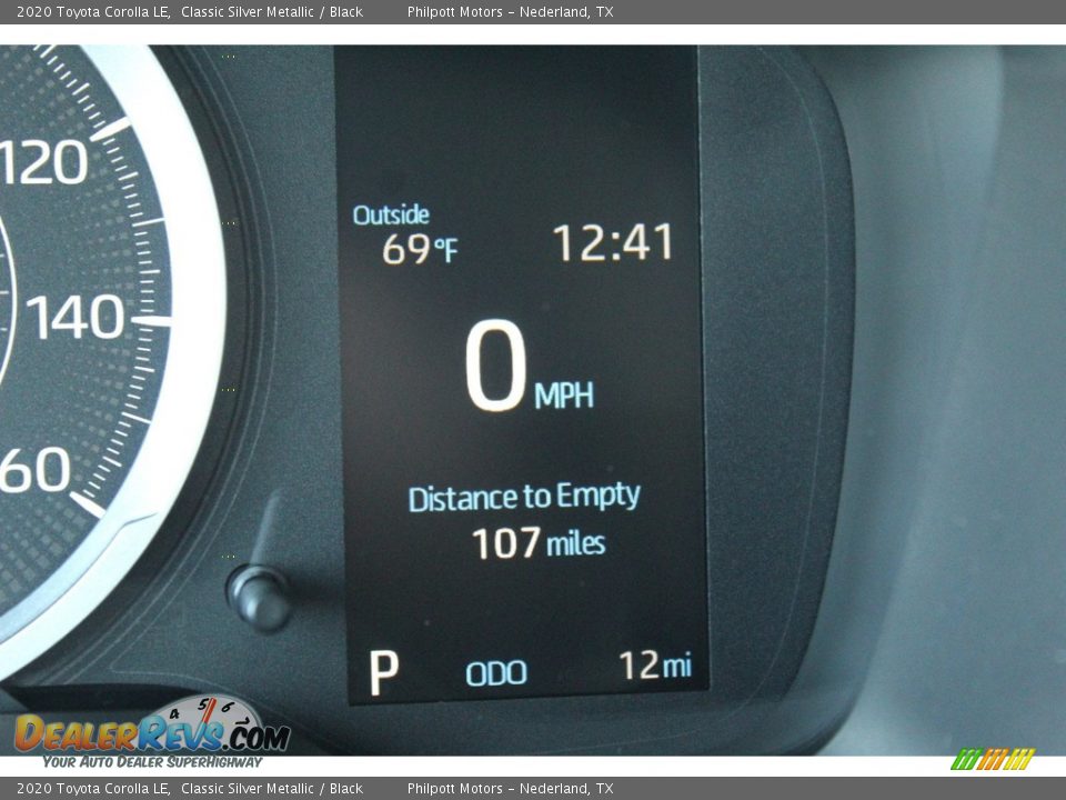 2020 Toyota Corolla LE Classic Silver Metallic / Black Photo #14