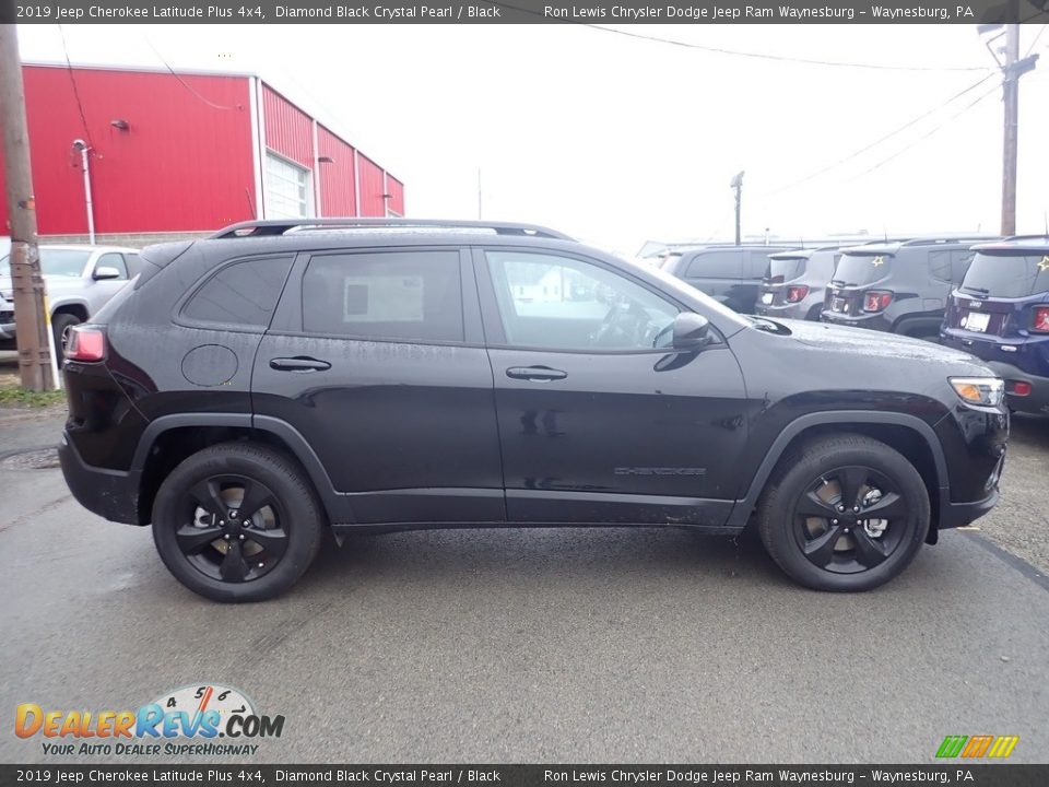2019 Jeep Cherokee Latitude Plus 4x4 Diamond Black Crystal Pearl / Black Photo #6