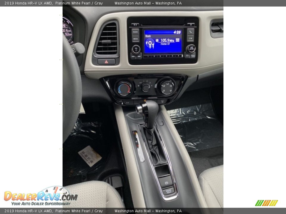 2019 Honda HR-V LX AWD Platinum White Pearl / Gray Photo #30