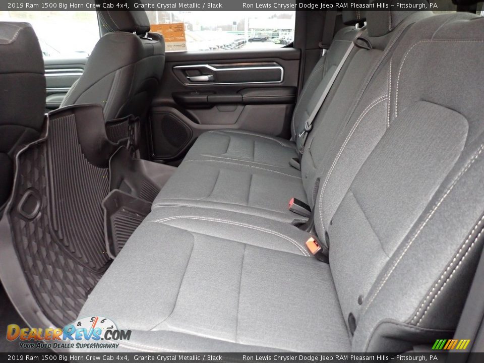 2019 Ram 1500 Big Horn Crew Cab 4x4 Granite Crystal Metallic / Black Photo #12