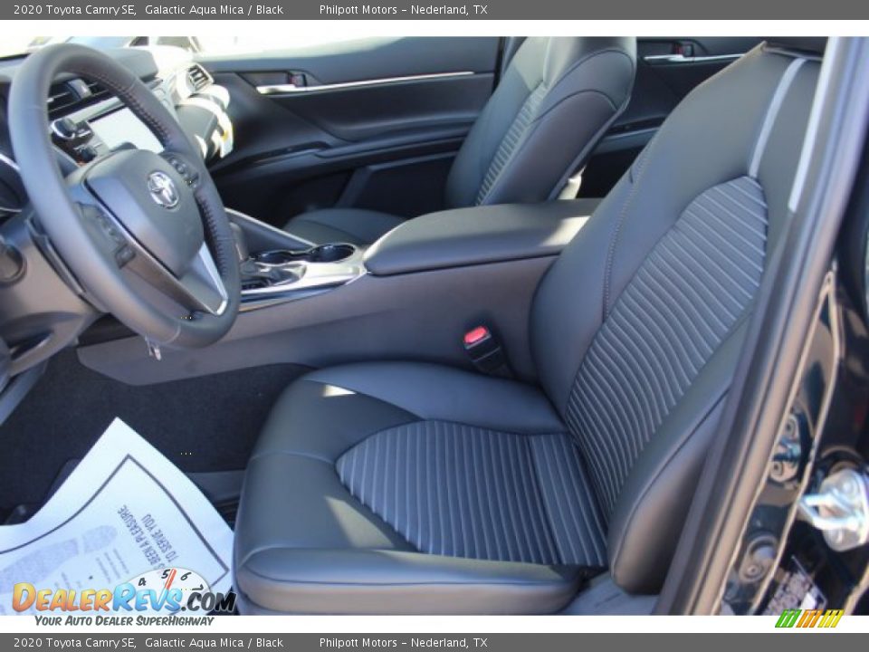 2020 Toyota Camry SE Galactic Aqua Mica / Black Photo #6