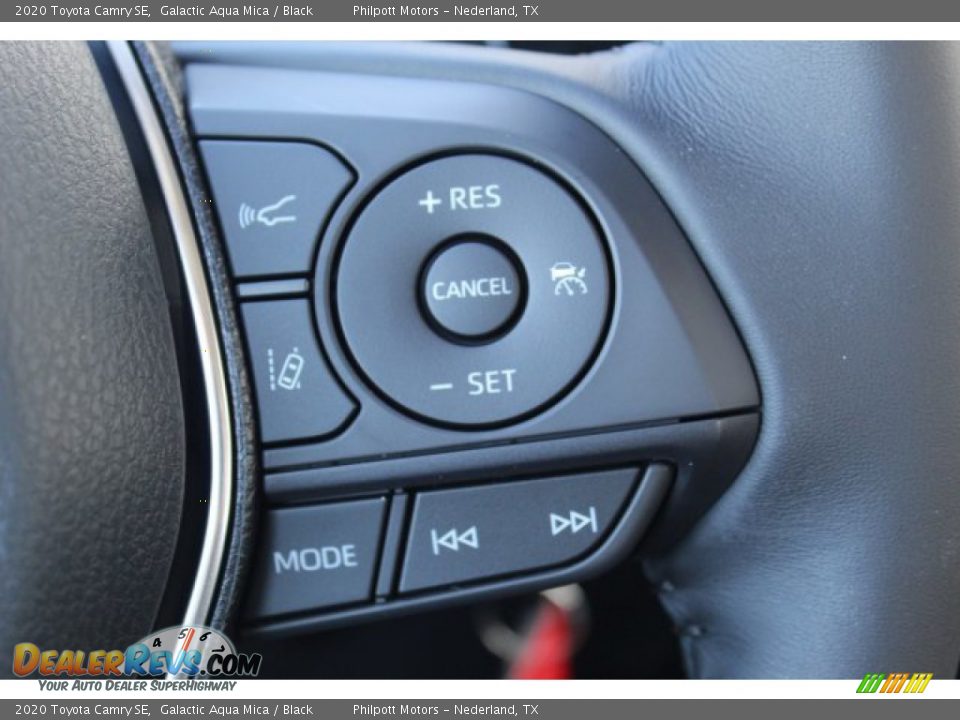 2020 Toyota Camry SE Galactic Aqua Mica / Black Photo #11