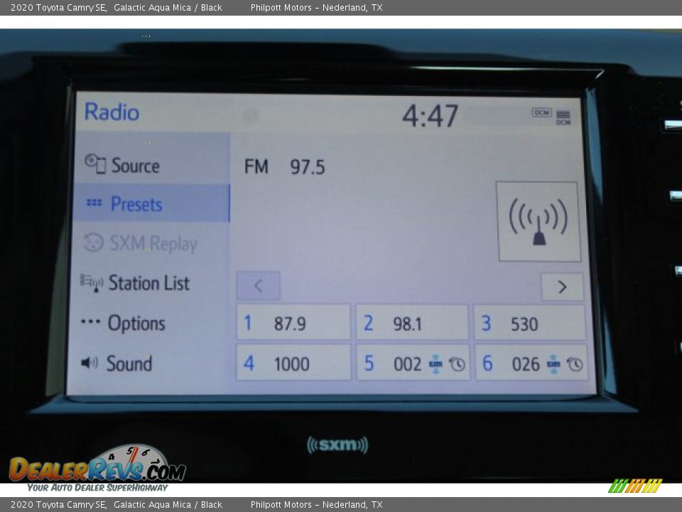 2020 Toyota Camry SE Galactic Aqua Mica / Black Photo #14