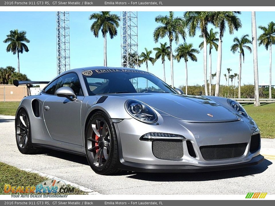 Front 3/4 View of 2016 Porsche 911 GT3 RS Photo #1