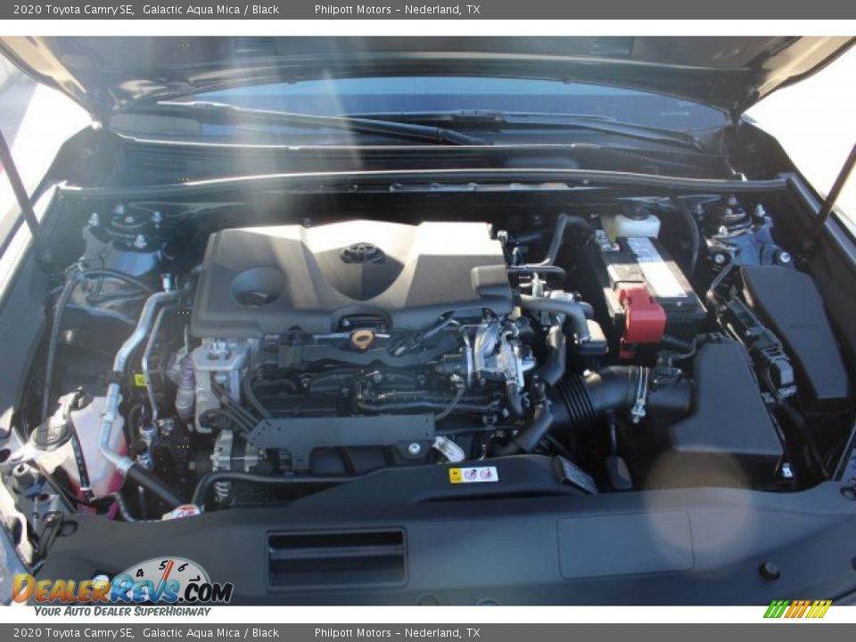 2020 Toyota Camry SE Galactic Aqua Mica / Black Photo #20