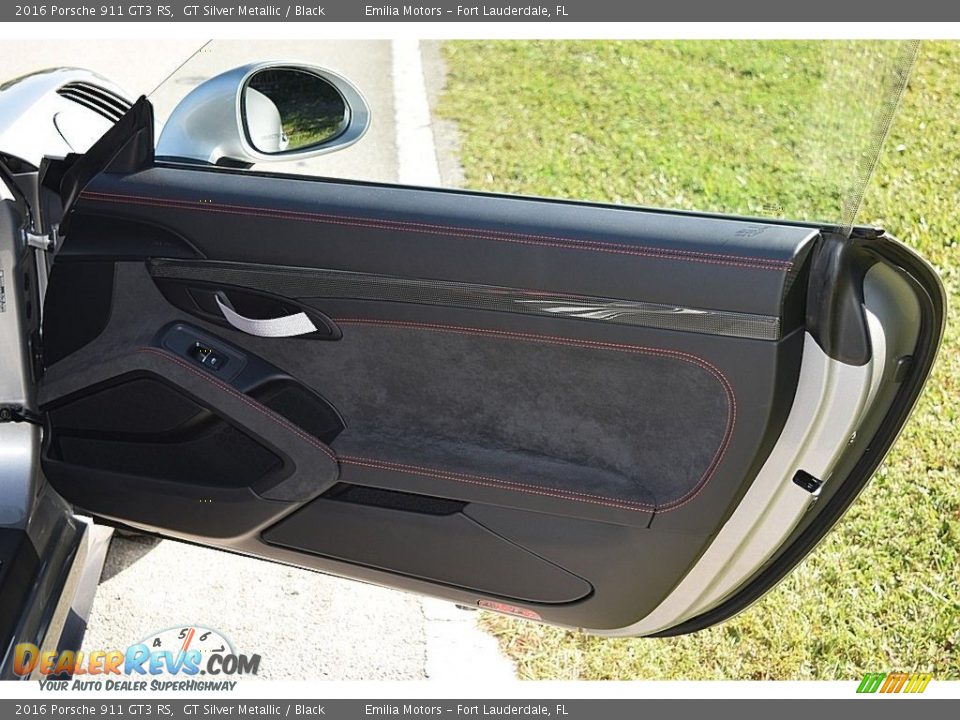 Door Panel of 2016 Porsche 911 GT3 RS Photo #28