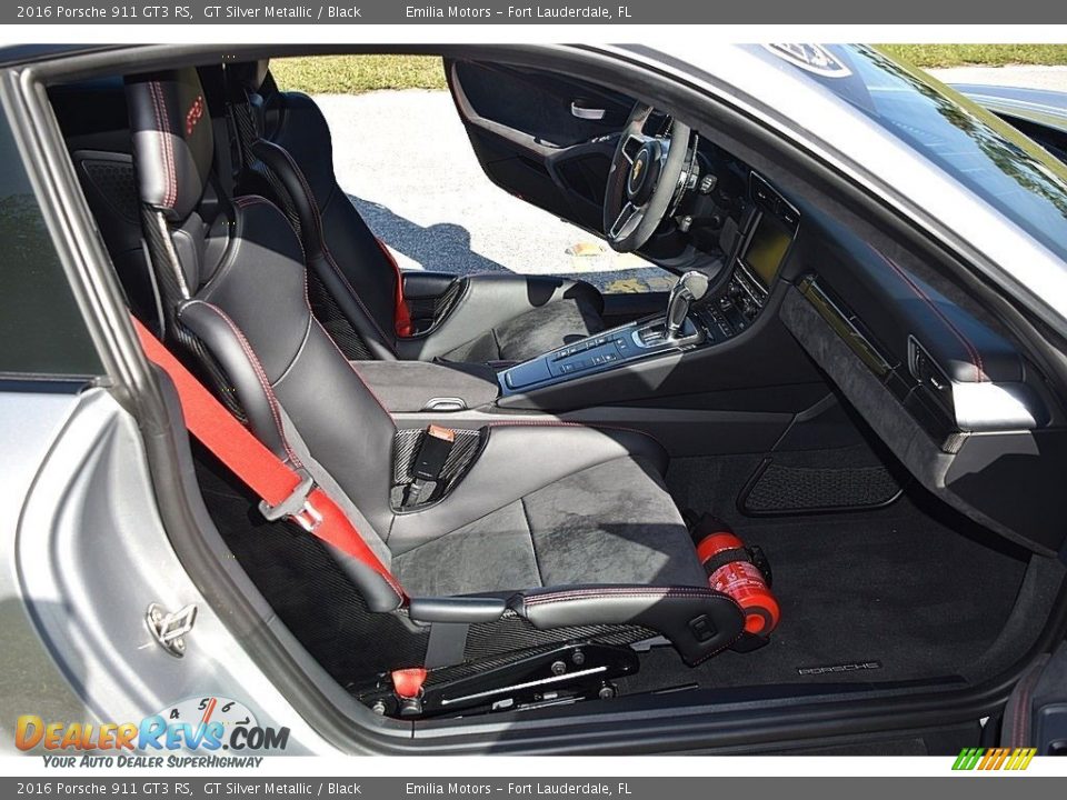 Front Seat of 2016 Porsche 911 GT3 RS Photo #30