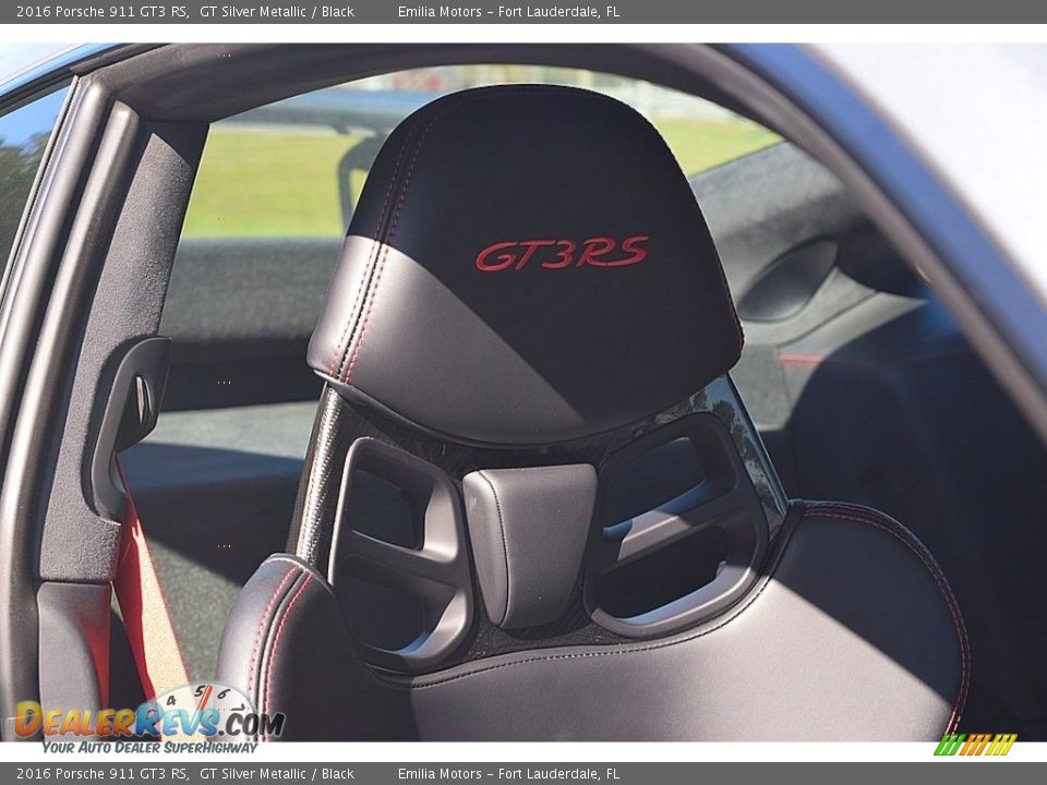 2016 Porsche 911 GT3 RS Logo Photo #31