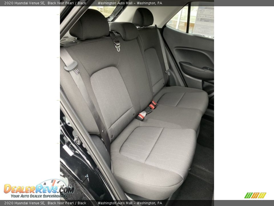 Rear Seat of 2020 Hyundai Venue SE Photo #25