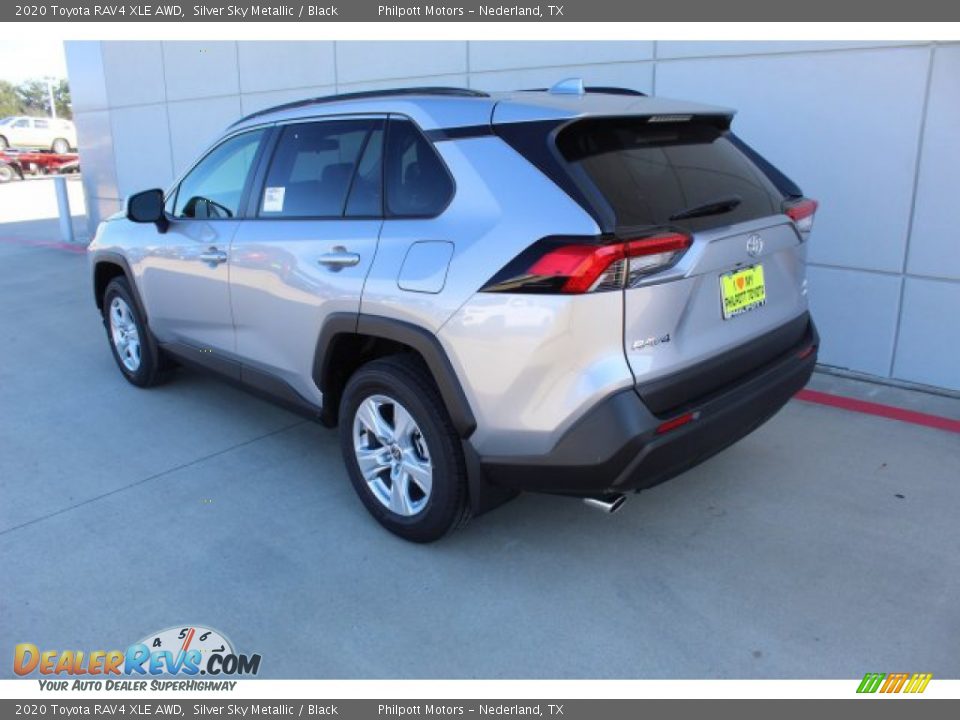 2020 Toyota RAV4 XLE AWD Silver Sky Metallic / Black Photo #6