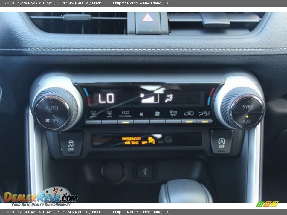 Controls of 2020 Toyota RAV4 XLE AWD Photo #19