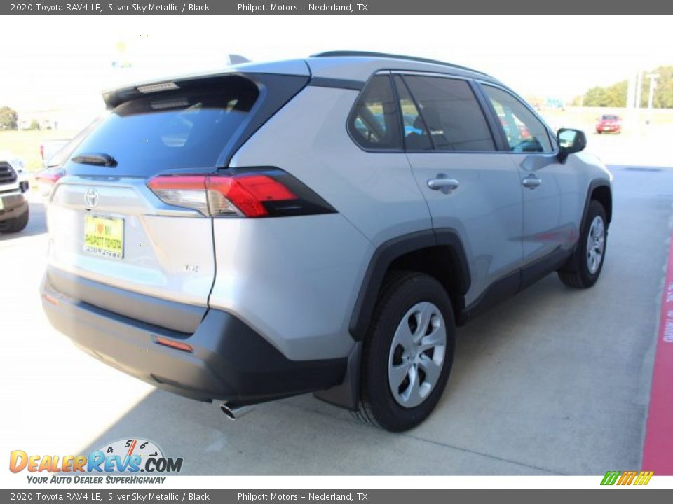 2020 Toyota RAV4 LE Silver Sky Metallic / Black Photo #8