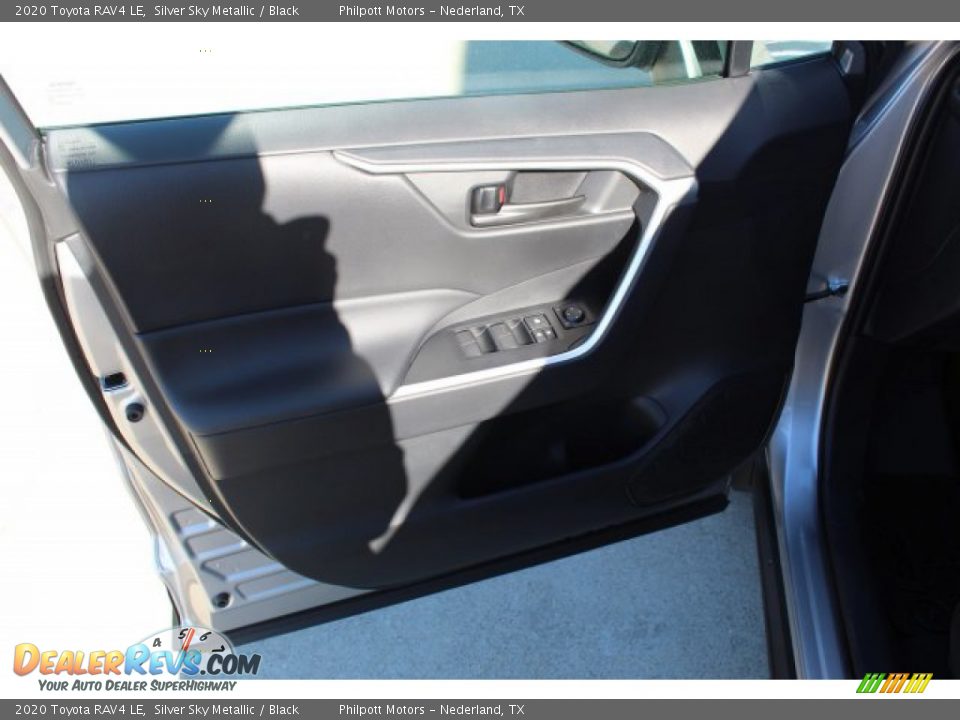2020 Toyota RAV4 LE Silver Sky Metallic / Black Photo #9