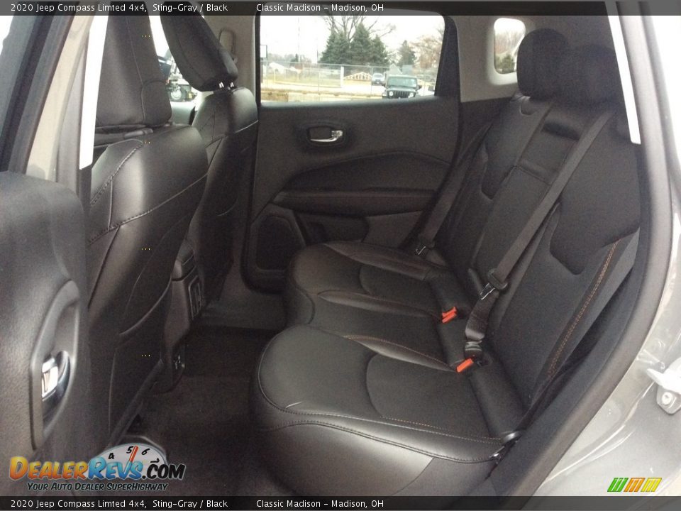 2020 Jeep Compass Limted 4x4 Sting-Gray / Black Photo #17