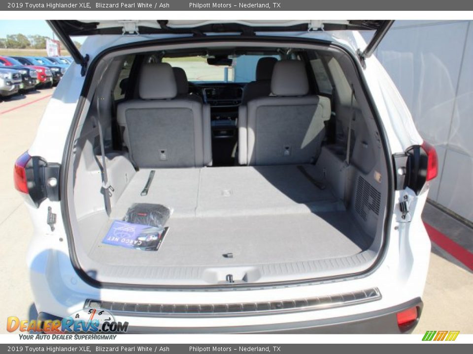 2019 Toyota Highlander XLE Blizzard Pearl White / Ash Photo #20