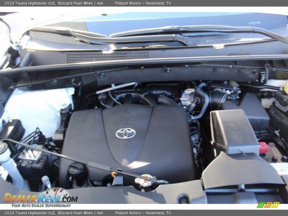 2019 Toyota Highlander XLE Blizzard Pearl White / Ash Photo #22