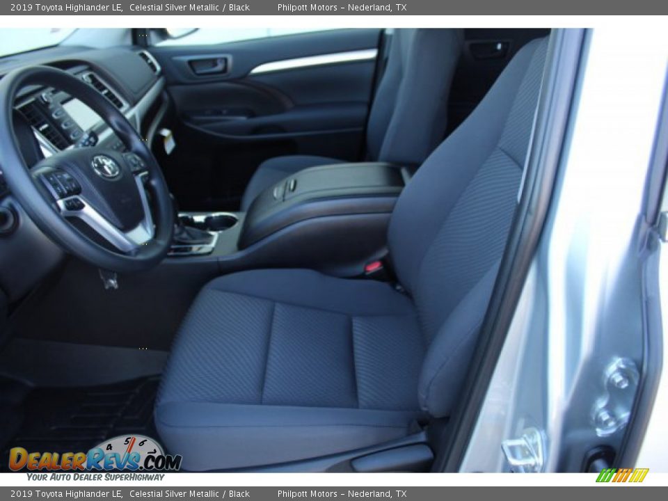 2019 Toyota Highlander LE Celestial Silver Metallic / Black Photo #10