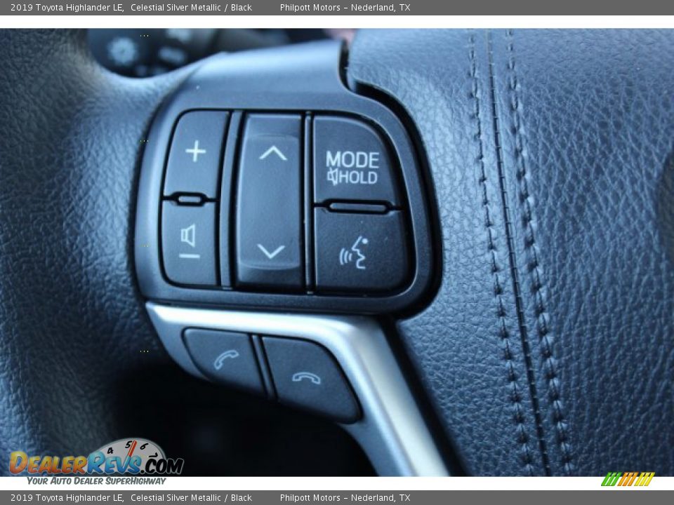 2019 Toyota Highlander LE Celestial Silver Metallic / Black Photo #13