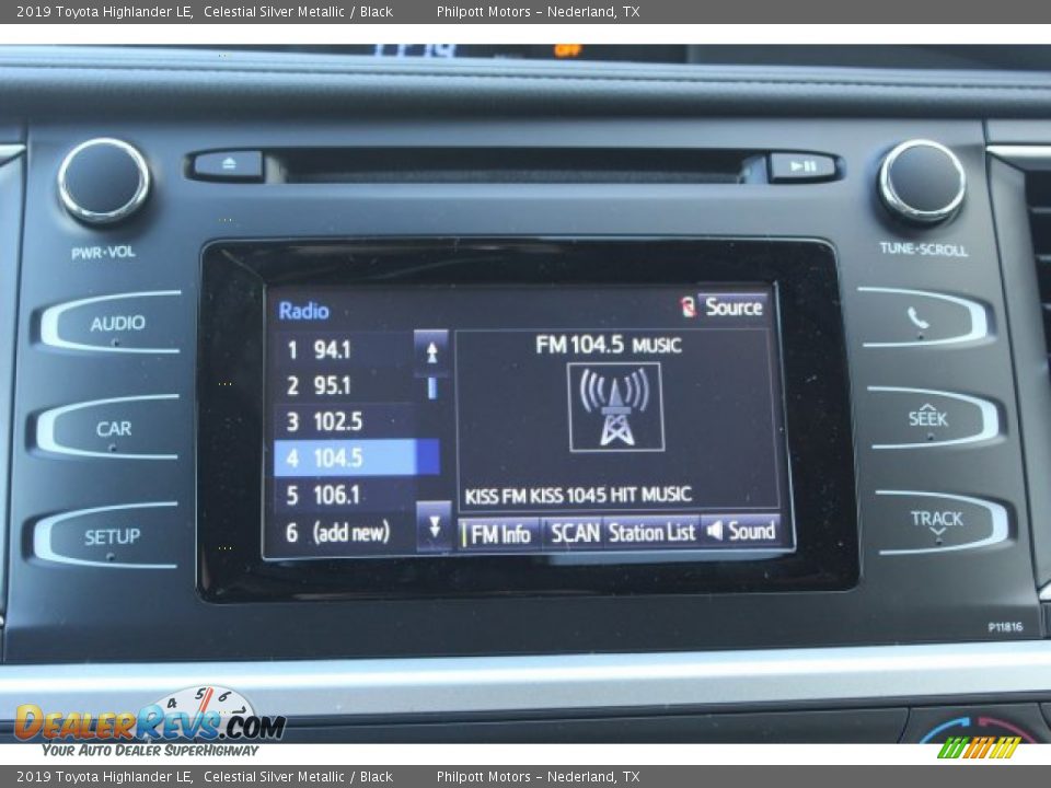 2019 Toyota Highlander LE Celestial Silver Metallic / Black Photo #17