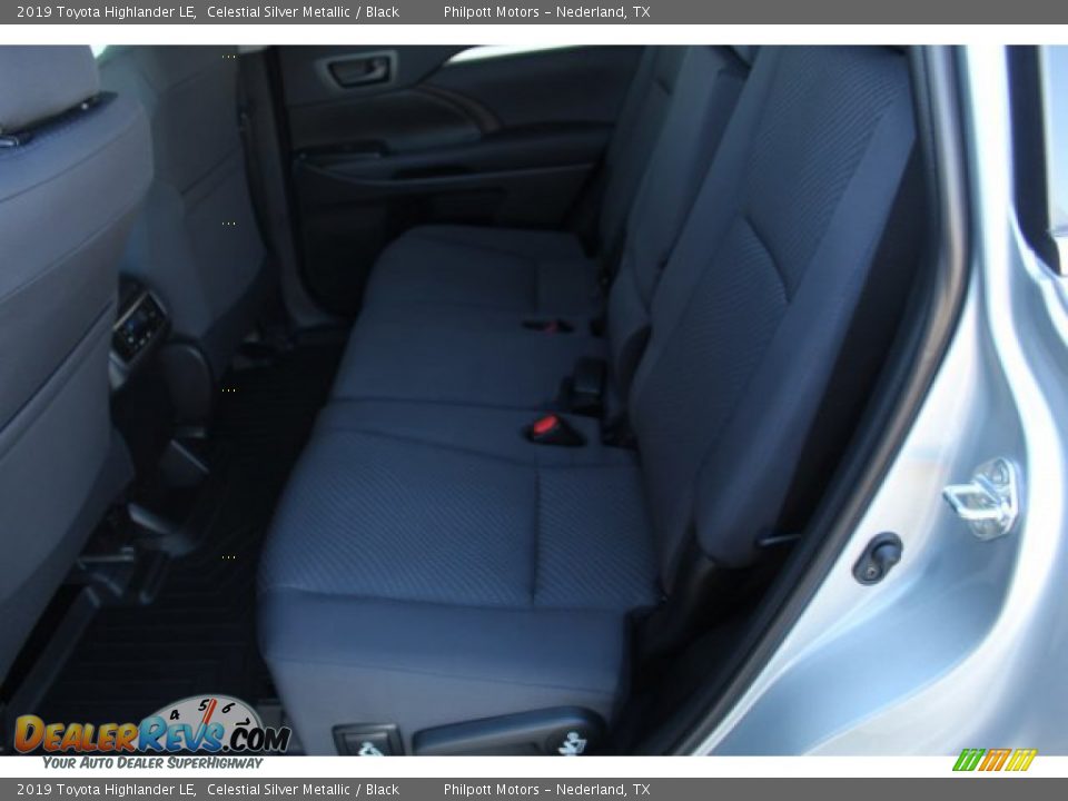 2019 Toyota Highlander LE Celestial Silver Metallic / Black Photo #21