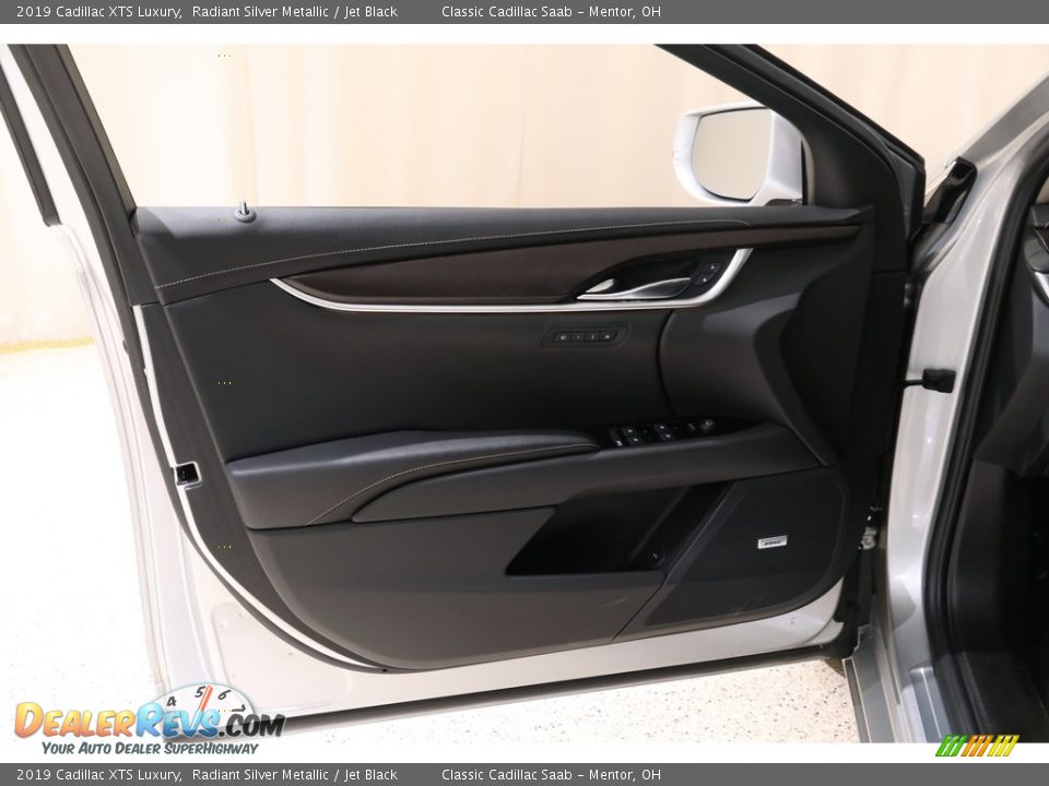 Door Panel of 2019 Cadillac XTS Luxury Photo #4