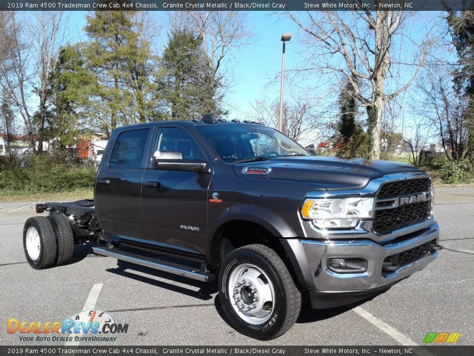 2019 Ram 4500 Tradesman Crew Cab 4x4 Chassis Granite Crystal Metallic / Black/Diesel Gray Photo #4