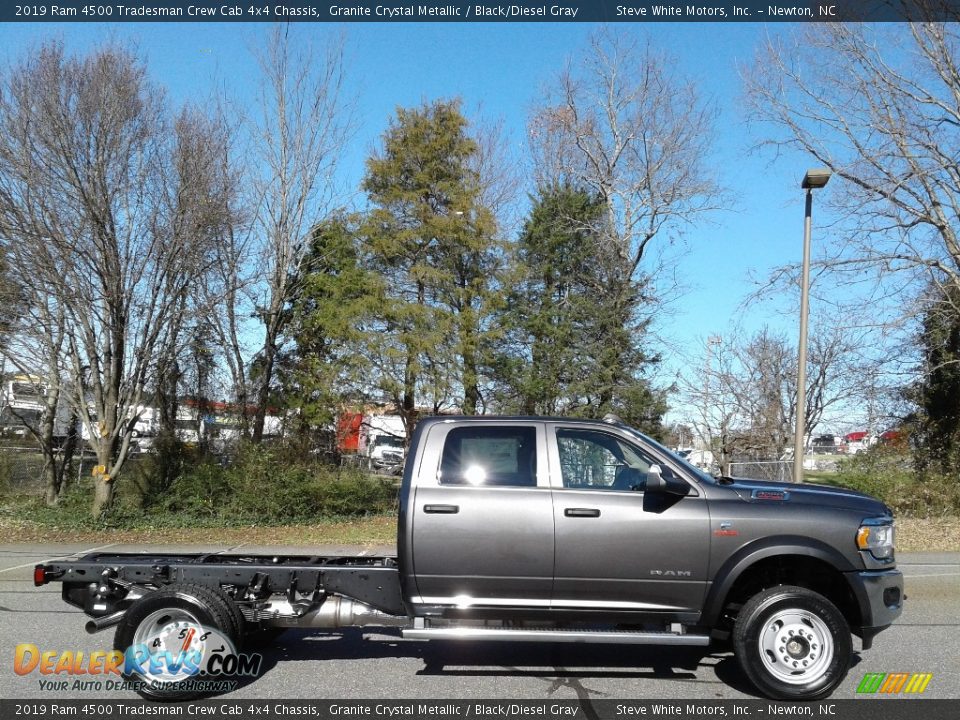 2019 Ram 4500 Tradesman Crew Cab 4x4 Chassis Granite Crystal Metallic / Black/Diesel Gray Photo #5