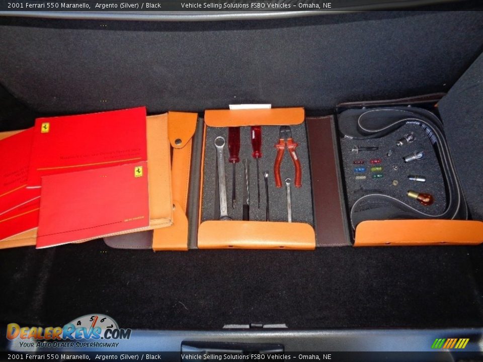 Tool Kit of 2001 Ferrari 550 Maranello Photo #12