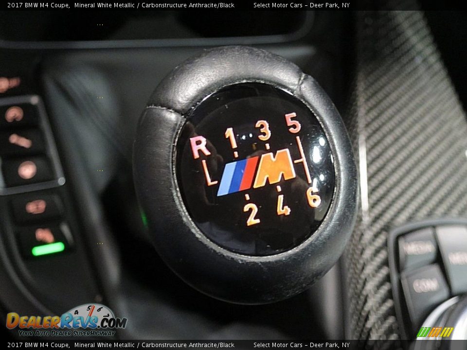 2017 BMW M4 Coupe Shifter Photo #30